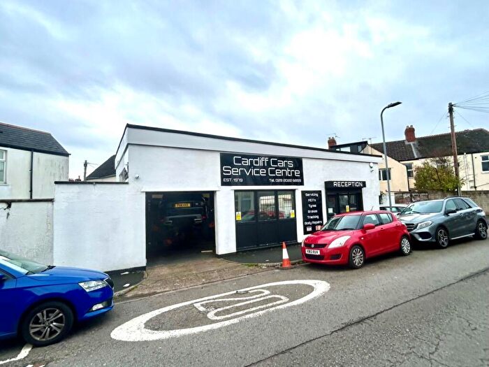 Detached House For Sale In Garage/Workshop, Gelligaer Street, Cardiff, CF24