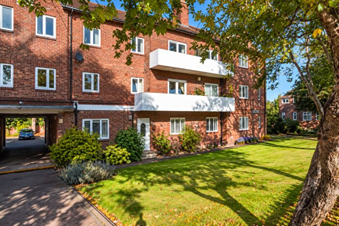 3 Bedroom Apartment To Rent In Wiseton Court, Gosforth, Newcastle Upon Tyne, NE7