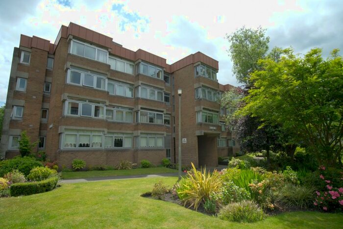 1 Bedroom Flat To Rent In Onslow Court, Lethington Avenue, Shawlands, Glasgow, G41