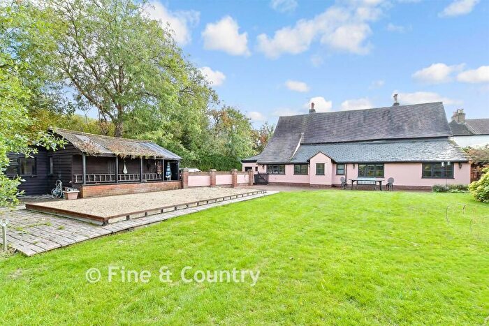 4 Bedroom Detached House For Sale In Lambourne Road, Chigwell, IG7