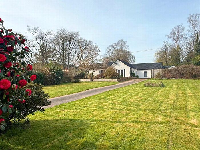 4 Bedroom House For Sale In Sunnyside, The Narth, NP25