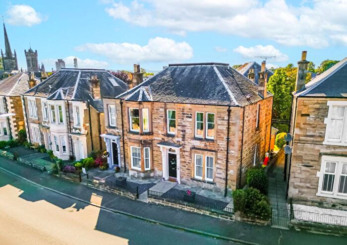 4 Bedroom Flat For Sale In Church Street, Alloa, FK10