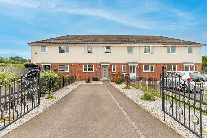 3 Bedroom Terraced House For Sale In Hill View Lane, Oakdale, NP12