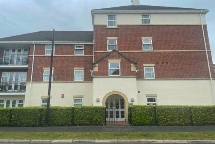 2 Bedroom Flat To Rent In Woodrow Court, Warrington, WA5
