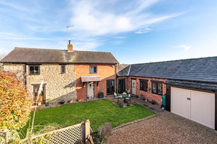 3 Bedroom Detached House For Sale In Coomb Cottage, Sulgrave, OX17