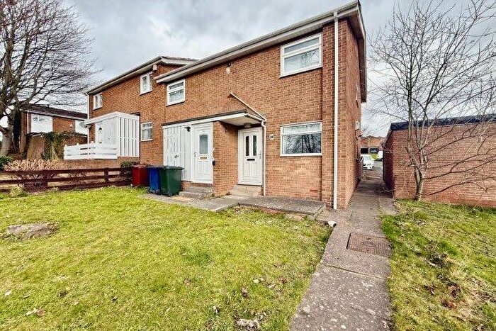 2 Bedroom Flat To Rent In Burnham Avenue, Newcastle Upon Tyne, NE15