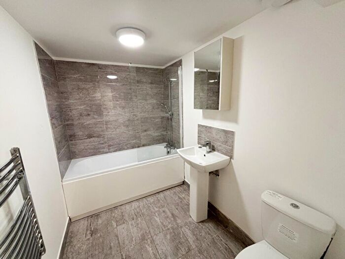 1 Bedroom Flat To Rent In Tomlinson House, Tyburn Road, B24