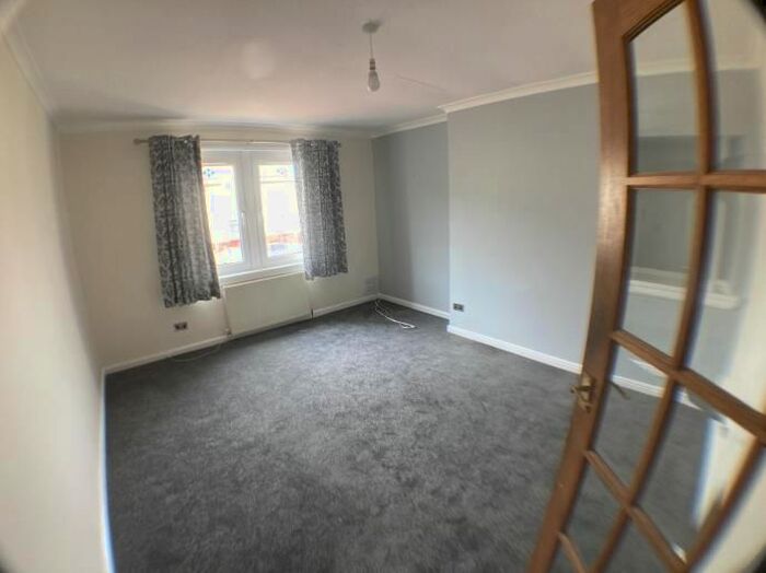 1 Bedroom Flat To Rent In Bogside Road, Ashgill, Larkhall, ML9