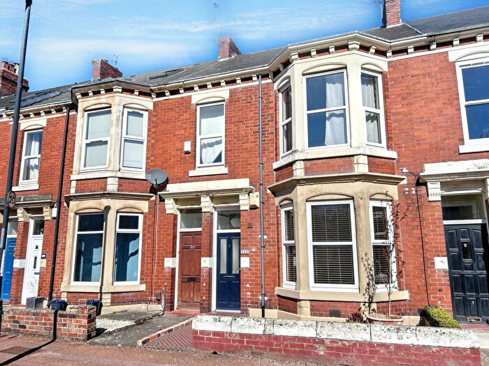 2 Bedroom Flat For Sale In Simonside Terrace, Heaton, Newcastle Upon Tyne, Tyne And Wear, NE6