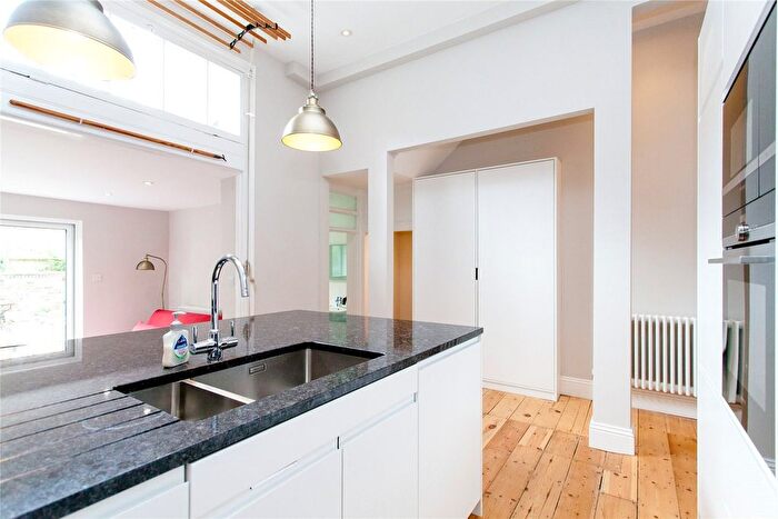 1 Bedroom Flat To Rent In Stavordale Road, Highbury, N5