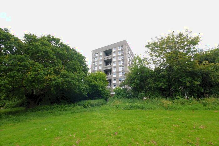 2 Bedroom Flat To Rent In Drake House, Sir Francis Way, Brentwood, CM14