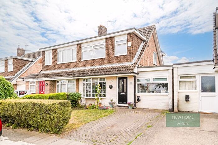 3 Bedroom Semi-Detached House For Sale In Knighton Court, Stockton-On-Tees, TS17