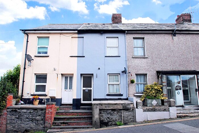 1 Bedroom Terraced House To Rent In St. Thomas Road, Launceston, Cornwall, PL15
