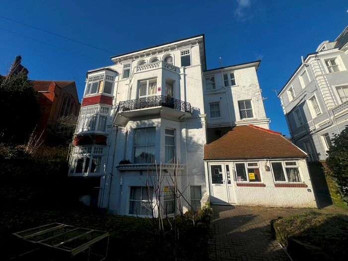 4 Bedroom Flat To Rent In Pevensey Road, St. Leonards-On-Sea, TN38
