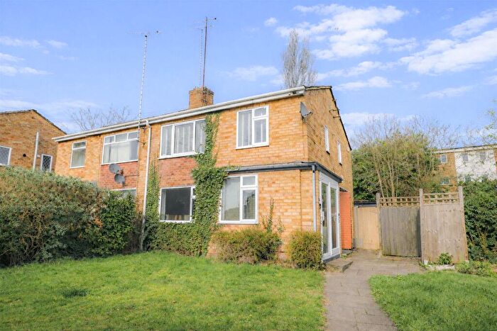 2 Bedroom Maisonette For Sale In Seymour Close, Whitley, Coventry, CV3