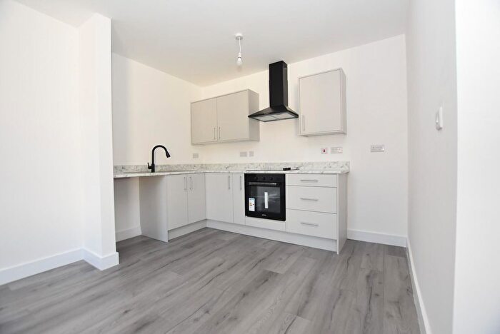 1 Bedroom Flat To Rent In Flat C, Occupation Road, Newbold, S41