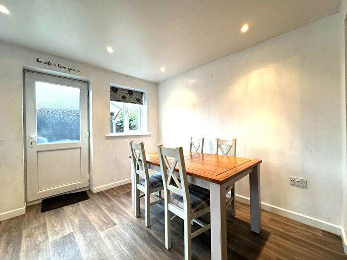 2 Bedroom Semi-Detached Bungalow For Sale In Sycamore Avenue, Garstang, Preston, Lancashire, PR3