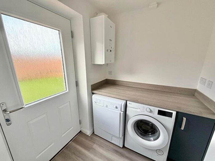 3 Bedroom Detached House For Sale In Cypress Close, Macclesfield, SK11