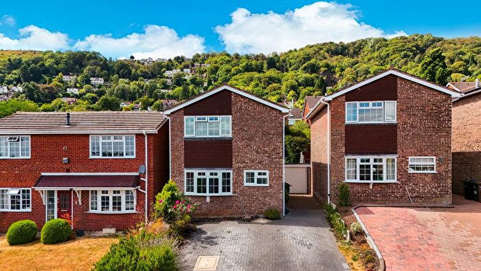 3 Bedroom Detached House For Sale In Jasmine Road, Malvern, WR14