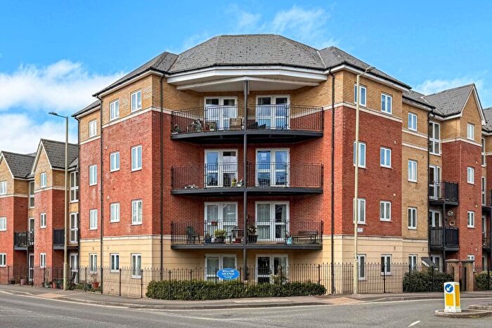 2 Bedroom Apartment For Sale In Willow Grange, Wantage, OX12