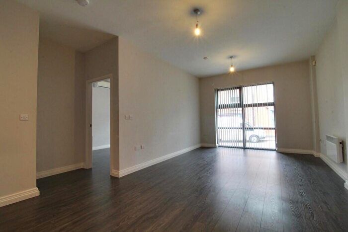 2 Bedroom Apartment To Rent In Lion Court, Warstone Lane, Jewellery Quarter, B18