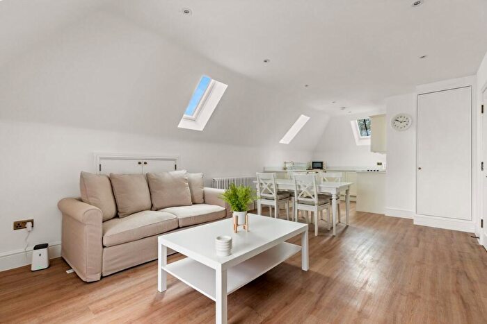 1 Bedroom Apartment To Rent In The Bayle, Folkestone, Folkestone, CT20