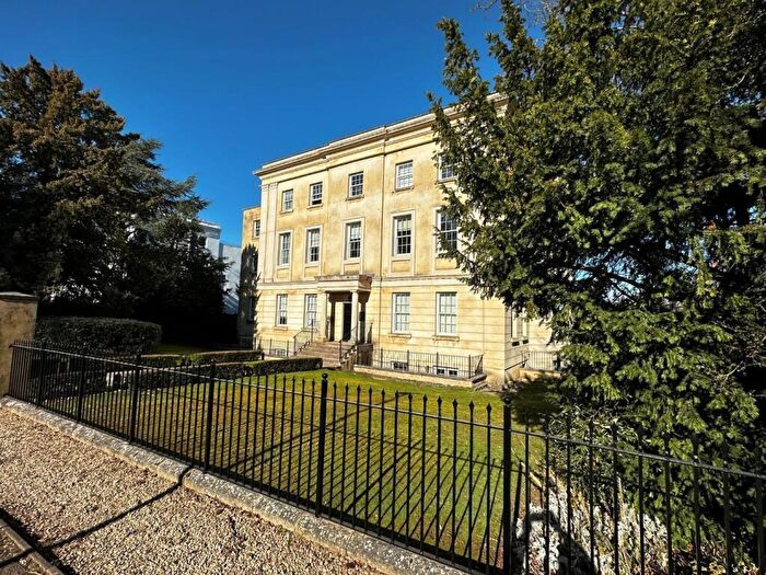 2 Bedroom Apartment To Rent In The Park, Cheltenham, GL50