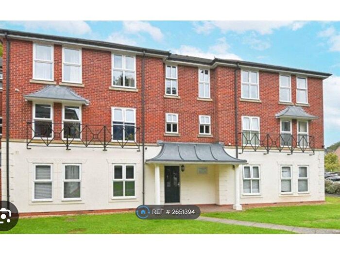 2 Bedroom Flat To Rent In Mariner Avenue, Birmingham, B16