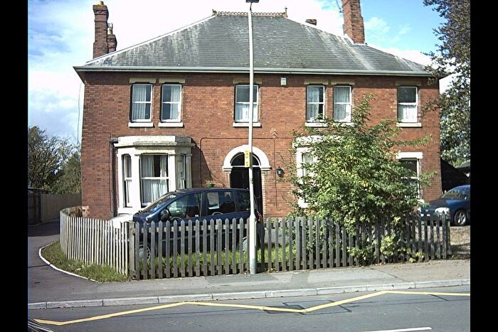 2 Bedroom Flat To Rent In Elmbridge Road, Longlevens, Gloucester, GL2