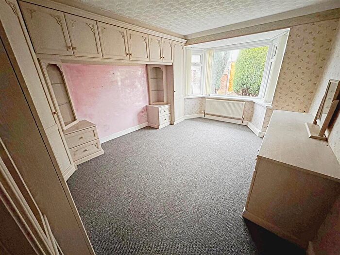 2 Bedroom Detached Bungalow For Sale In St. Lukes Grove, Humberston, Grimsby, N.E. Lincs, DN36