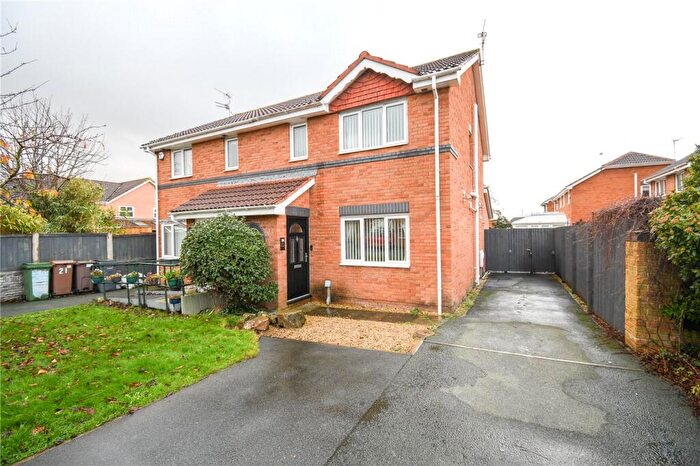 3 Bedroom Semi Detached House For Sale In Oakmere Close, Moreton, Wirral, CH46