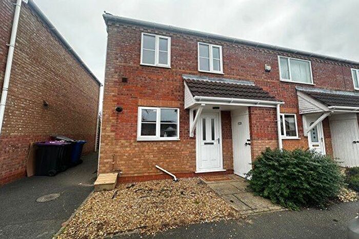 2 Bedroom End Of Terrace House To Rent In Maiden Court, Lincoln, LN1