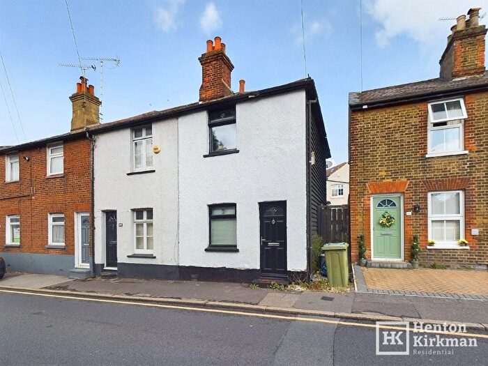 2 Bedroom End Of Terrace House For Sale In Queens Road, Brentwood, Essex, CM14