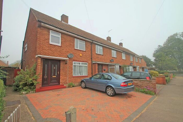3 Bedroom Detached House To Rent In Newhouse Crescent, Garston, Watford, WD25