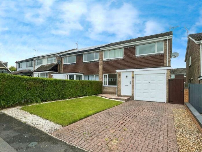 3 Bedroom Semi-Detached House To Rent In Wetenhall Drive, Leek, Staffordshire, ST13