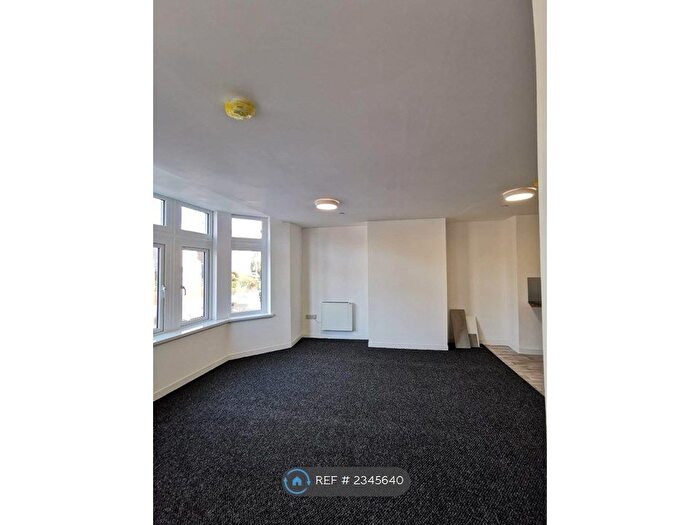 1 Bedroom Flat To Rent In Chepstow Road, Newport, NP19