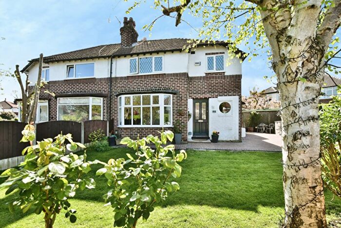 3 Bedroom Semi Detached House For Sale In Malpas Drive, Timperley, Altrincham, WA14