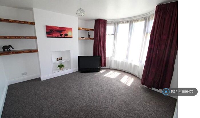 3 Bedroom Terraced House To Rent In Kenpas Highway, Coventry, CV3