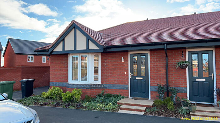 2 Bedroom Bungalow To Rent In Dragoon Road, Ross-on-wye, HR9