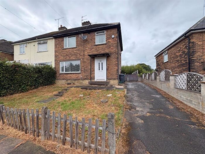 3 Bedroom Semi Detached House For Sale In Thornaby Drive, Clayton, Bradford, BD14