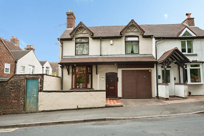 3 Bedroom Semi-Detached House For Sale In North Street, Brierley Hill, DY5