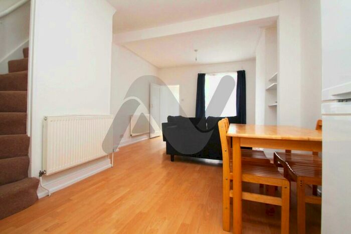 2 Bedroom Terraced House To Rent In Moselle Avenue, London, N22