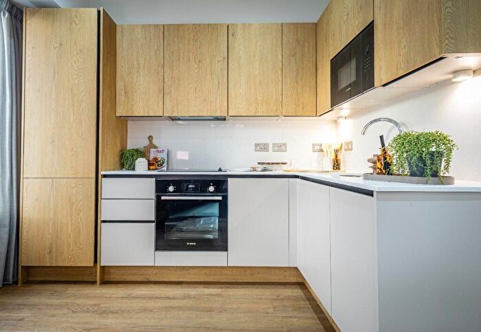 2 Bedroom Apartment To Rent In Charterhall Drive, Chester, Cheshire, CH88