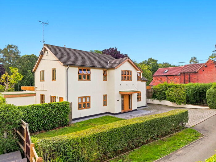 5 Bedroom Detached House For Sale In Farthings, The Holme, Westhorpe, Southwell, NG25