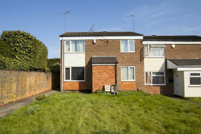 5 Bedroom House To Rent In Leasow Drive, Birmingham, B15