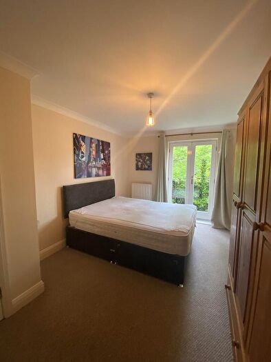 2 Bedroom Apartment To Rent In Stuart House, Olive Shapley Avenue, M20