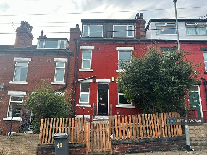 4 Bedroom Terraced House To Rent In Sowood Street, Leeds, LS4