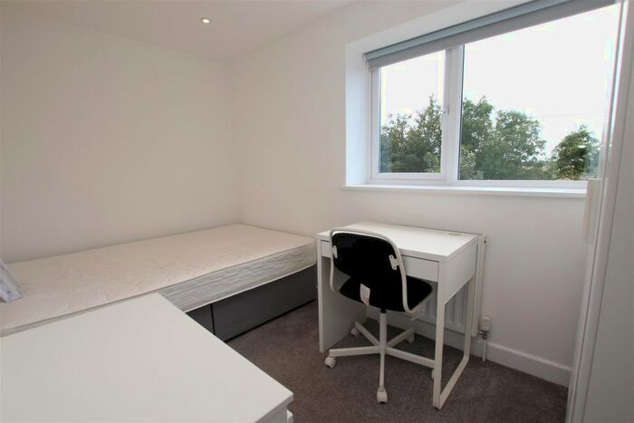 8 Bedroom Semi Detached House To Rent In Whiteway Road, Bath, BA2