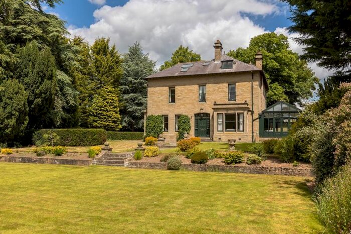9 Bedroom Detached House For Sale In Middleton Road, Pickering, YO18
