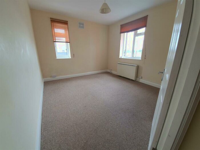 Studio To Rent In Terrace Road, Bournemouth, BH2